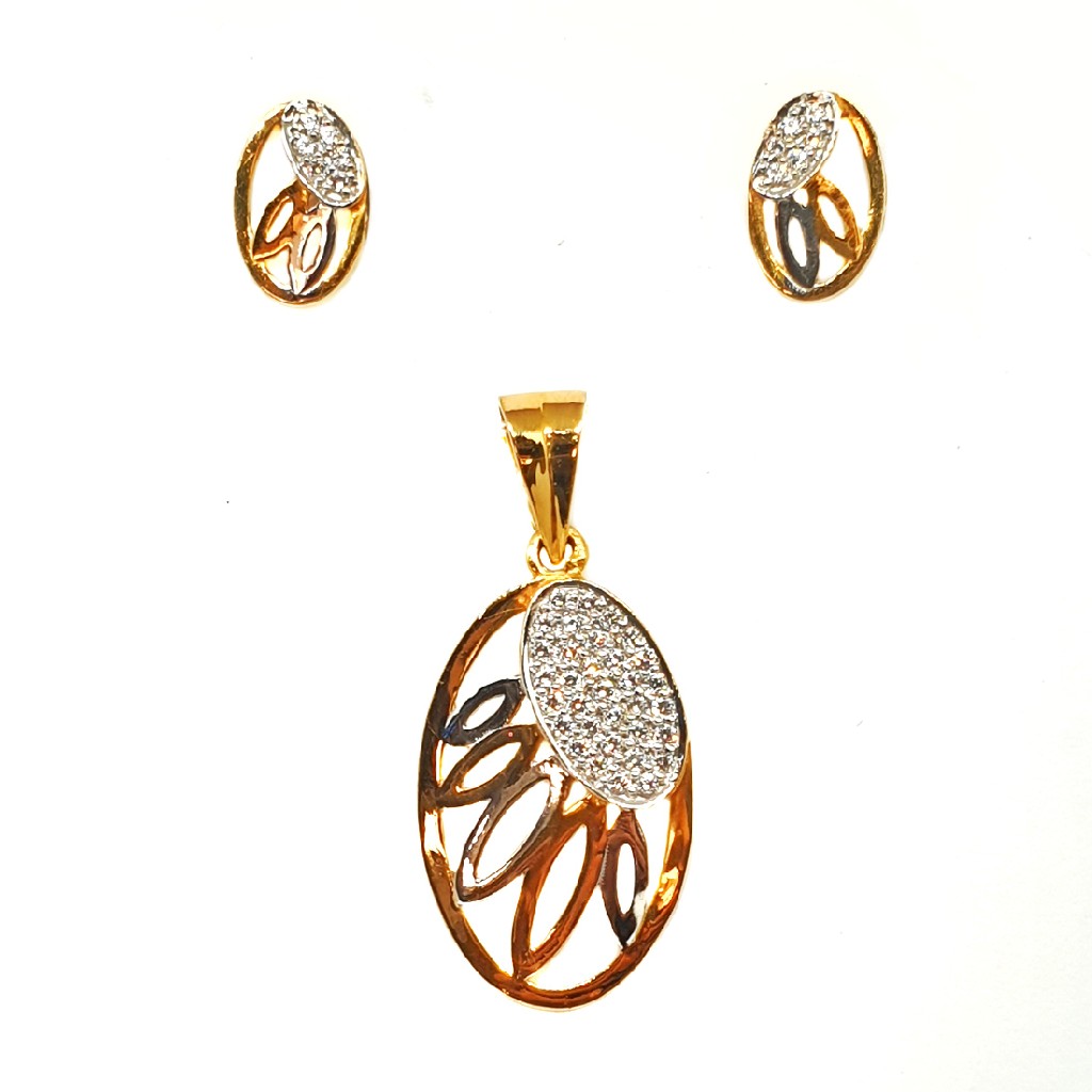 22K Gold Oval Shaped Fancy Pendant...