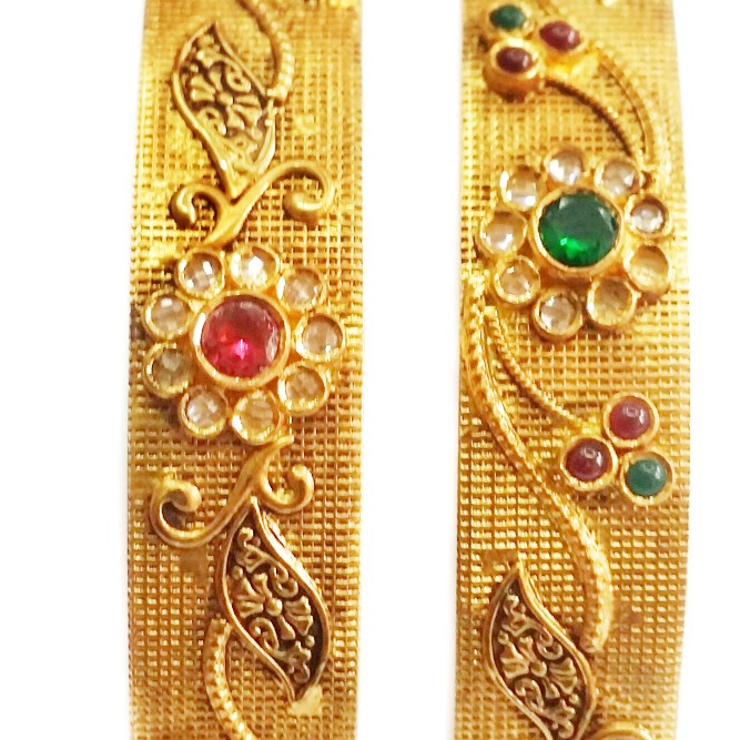 22k Gold Antique Checkers Diamond Flower Shape Kada Bangles MGA - GP055