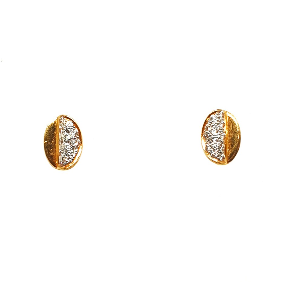 22K Gold Oval Shaped Fancy Earrings...