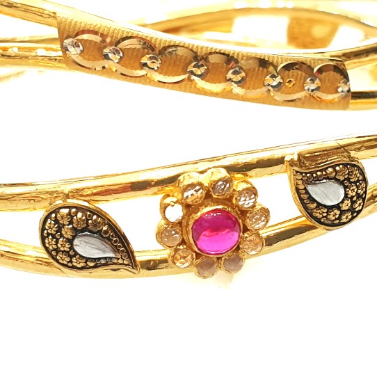 22k Gold Checkers diamond round shape fancy designer Kadli Bangles MGA - GK031