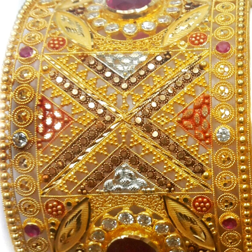 22k Gold Dark Pink Diamond Oval Shape Baloya Bangles MGA - GP058